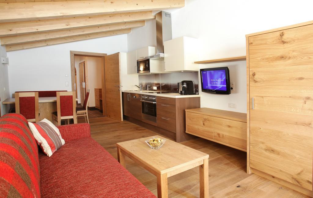 Tarlack Appartements Huetten 34 Leogang Cameră foto
