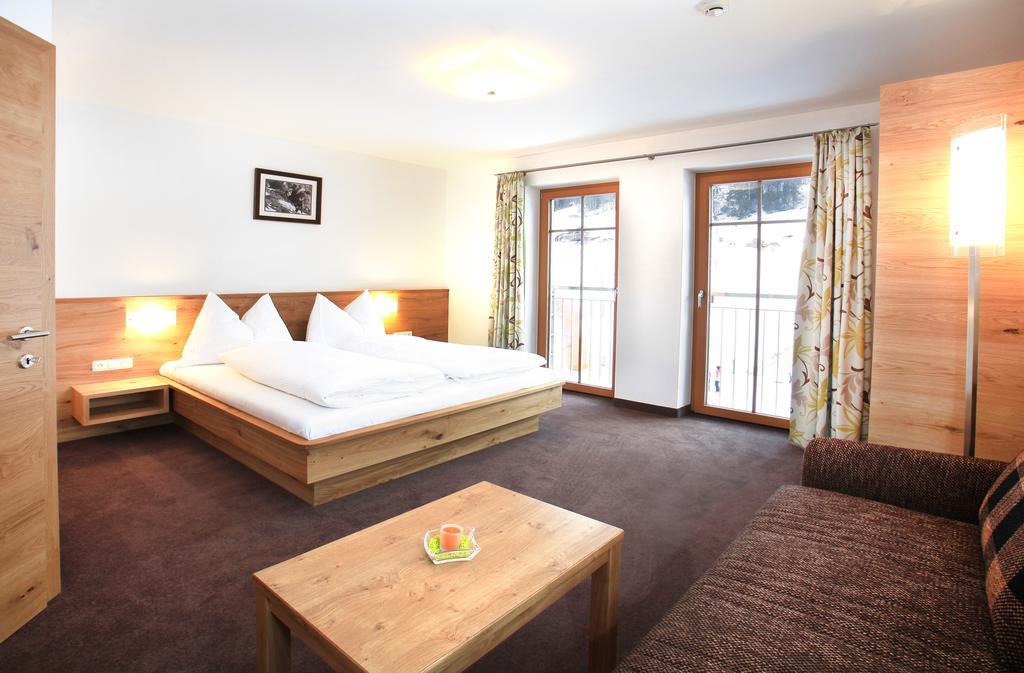 Tarlack Appartements Huetten 34 Leogang Cameră foto