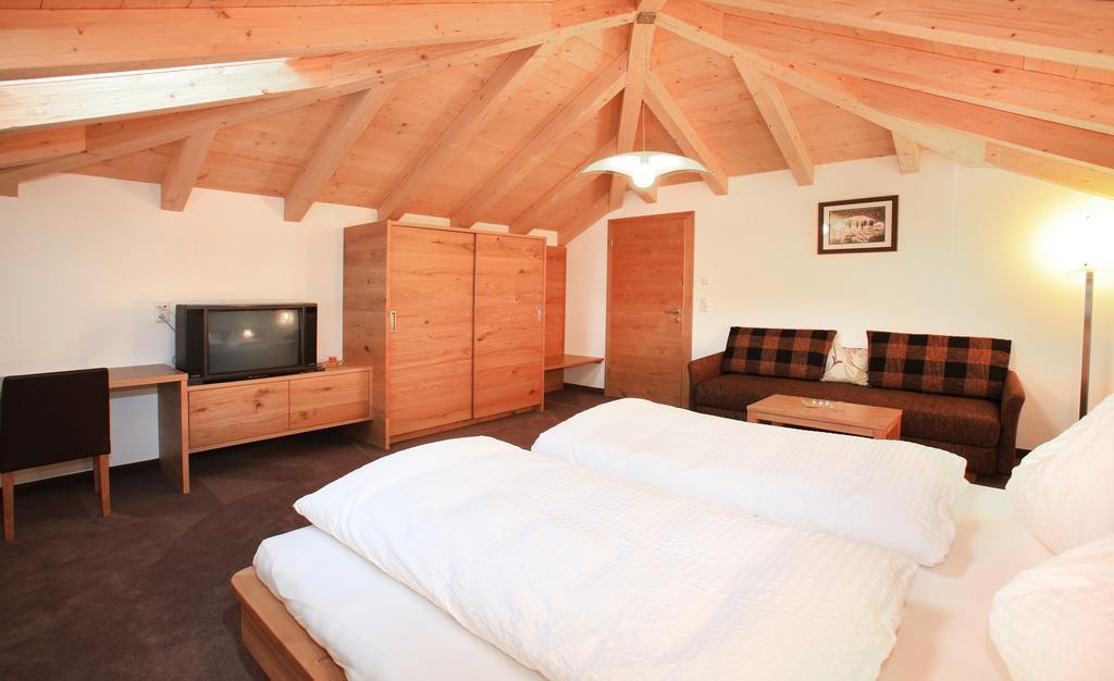 Tarlack Appartements Huetten 34 Leogang Cameră foto